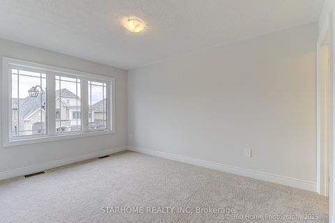 Photo 17 at 49 Bostock Drive, Keswick South, Georgina