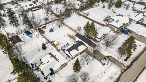 Photo 4 at 2196 Richard Street, Alcona, Innisfil