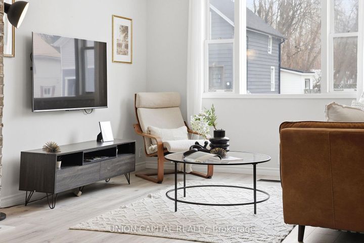 Photo 3 at 200 Court Street, Central, Oshawa