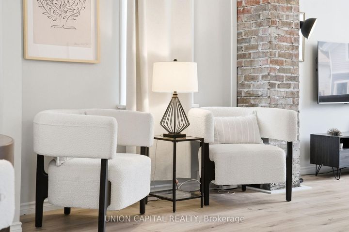 Photo 6 at 200 Court Street, Central, Oshawa