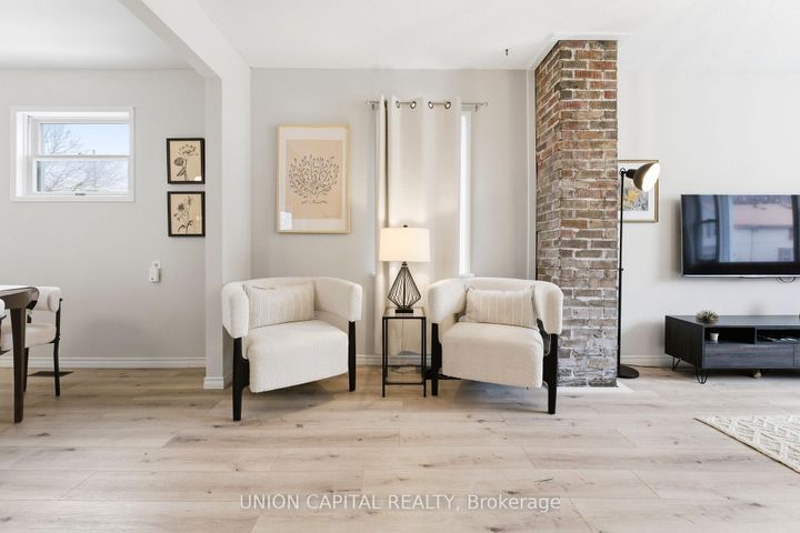 Photo 7 at 200 Court Street, Central, Oshawa