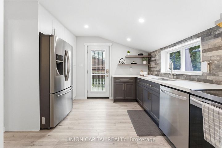 Photo 14 at 200 Court Street, Central, Oshawa