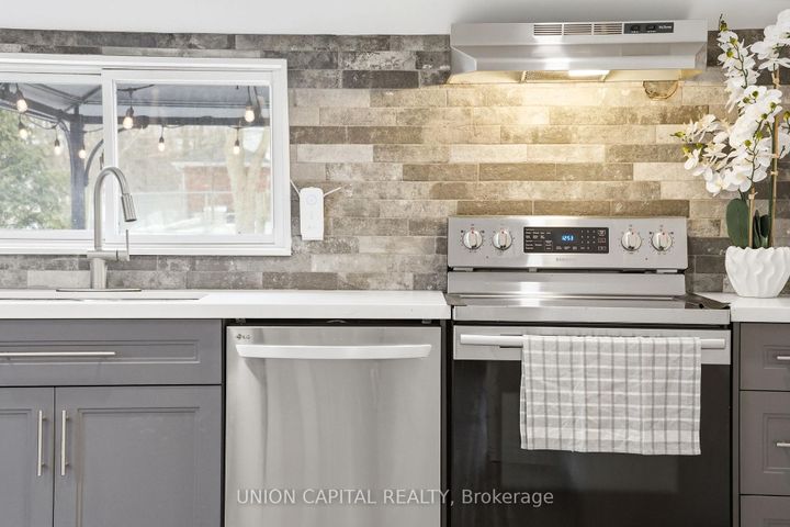 Photo 15 at 200 Court Street, Central, Oshawa