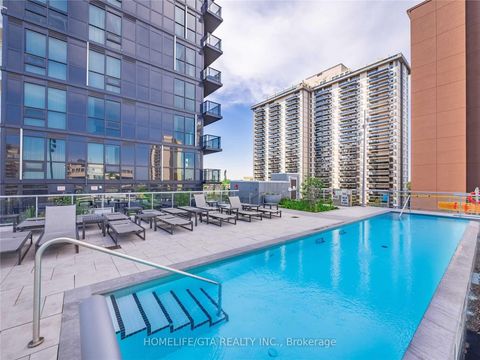 Photo 17 at 702 - 101 Erskine Avenue, Mount Pleasant East, Toronto