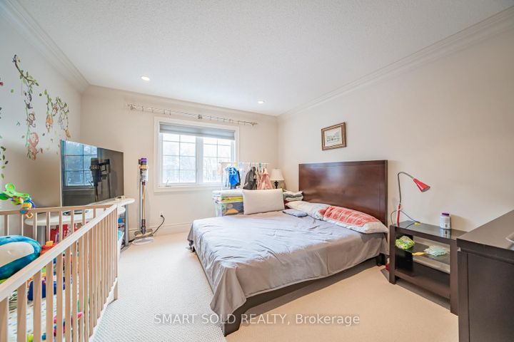 Photo 27 at 33 Earnshaw Drive, Victoria Square, Markham