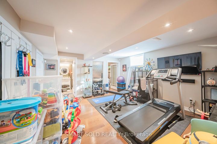 Photo 41 at 33 Earnshaw Drive, Victoria Square, Markham