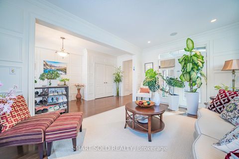 Photo 3 at 33 Earnshaw Drive, Victoria Square, Markham