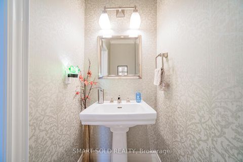 Photo 8 at 33 Earnshaw Drive, Victoria Square, Markham