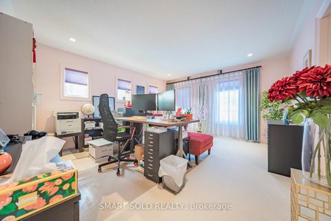 Photo 35 at 33 Earnshaw Drive, Victoria Square, Markham