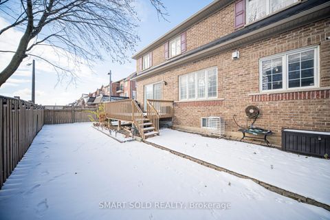 Photo 48 at 33 Earnshaw Drive, Victoria Square, Markham