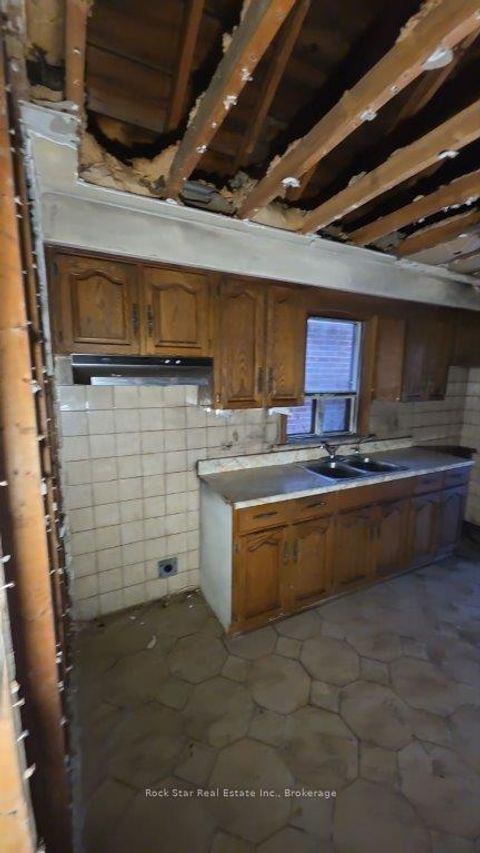 Photo 5 at 12 Holmesdale Road, Fairbank, Toronto