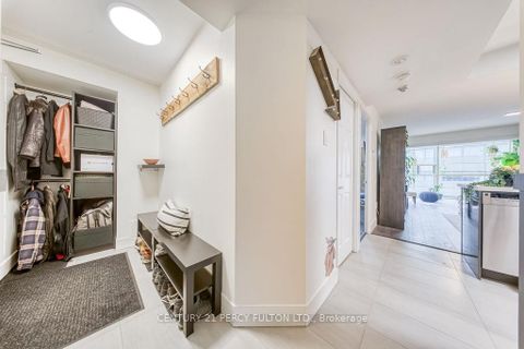 Photo 5 at 1201 - 725 King Street W, Niagara, Toronto