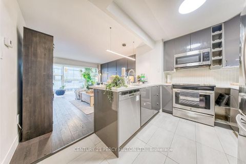 Photo 6 at 1201 - 725 King Street W, Niagara, Toronto