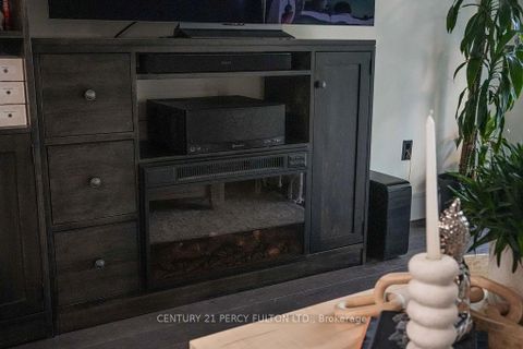 Photo 18 at 1201 - 725 King Street W, Niagara, Toronto