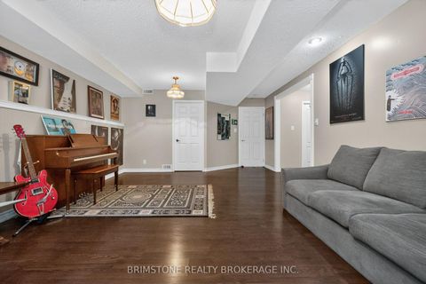 Photo 16 at 22 Dykstra Drive, Holly, Barrie