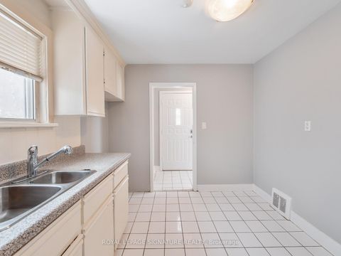 Photo 7 at 27 King High Avenue, Clanton Park, Toronto