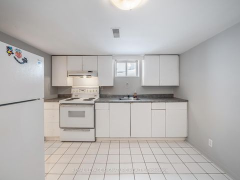 Photo 29 at 27 King High Avenue, Clanton Park, Toronto