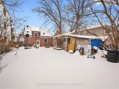 Photo 40 at 27 King High Avenue, Clanton Park, Toronto