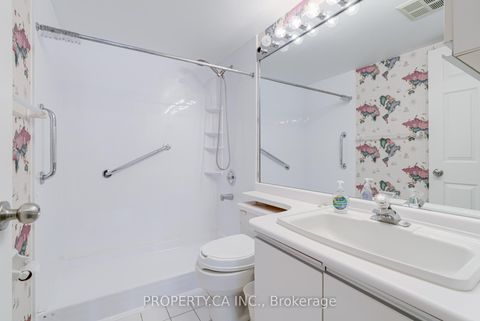 Photo 20 at 1401 - 7 Bishop Avenue, Newtonbrook East, Toronto