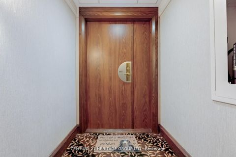 Photo 2 at 805 - 278 Bloor Street E, Moore Park, Toronto