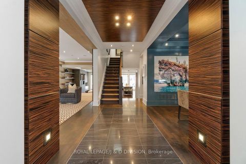 Photo 3 at 196 Inglewood Drive, Moore Park, Toronto