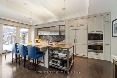 Photo 17 at 196 Inglewood Drive, Moore Park, Toronto