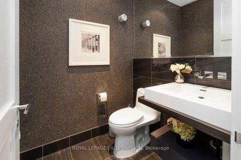 Photo 21 at 196 Inglewood Drive, Moore Park, Toronto