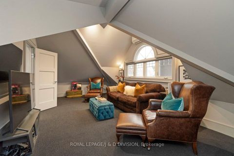 Photo 39 at 196 Inglewood Drive, Moore Park, Toronto