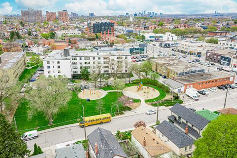 Photo 31 at 306 - 1120 Briar Hill Avenue, Belgravia, Toronto