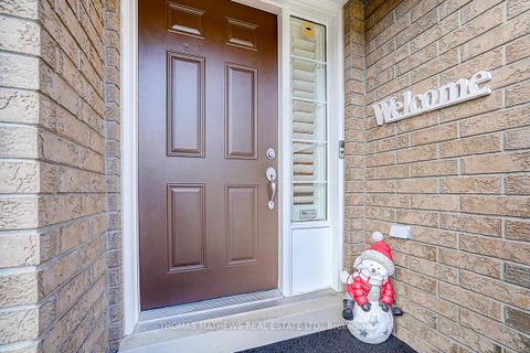 Photo 10 at 22 Northcastle Crescent, Brooklin, Whitby