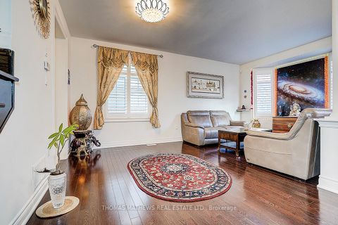 Photo 13 at 22 Northcastle Crescent, Brooklin, Whitby