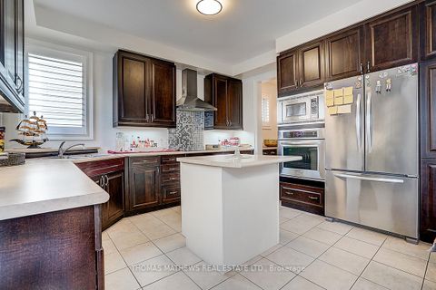 Photo 24 at 22 Northcastle Crescent, Brooklin, Whitby