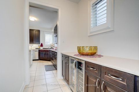 Photo 29 at 22 Northcastle Crescent, Brooklin, Whitby