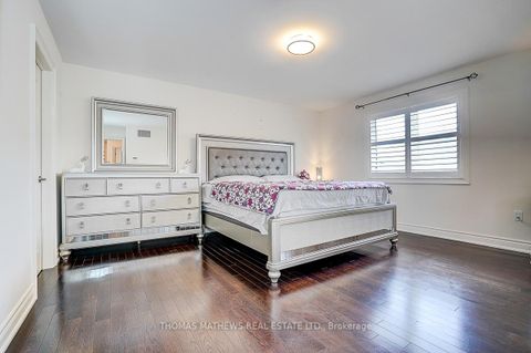 Photo 32 at 22 Northcastle Crescent, Brooklin, Whitby