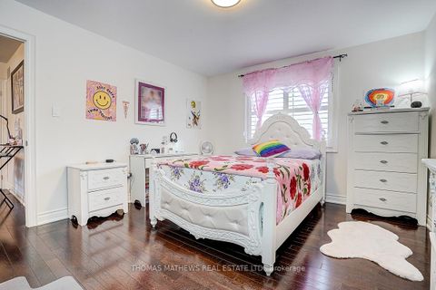 Photo 35 at 22 Northcastle Crescent, Brooklin, Whitby