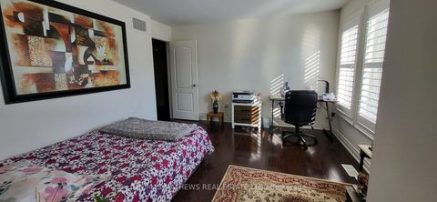 Photo 39 at 22 Northcastle Crescent, Brooklin, Whitby