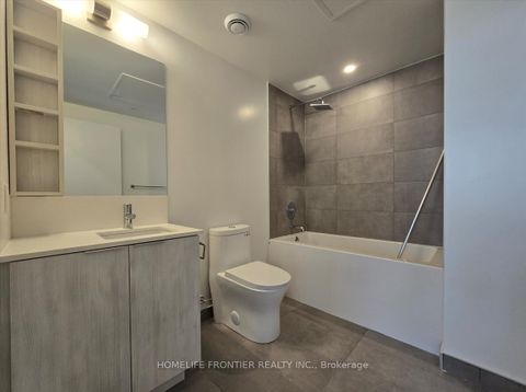 Photo 11 at Lph01 - 8 Wellesley Street W, Bay Street Corridor, Toronto