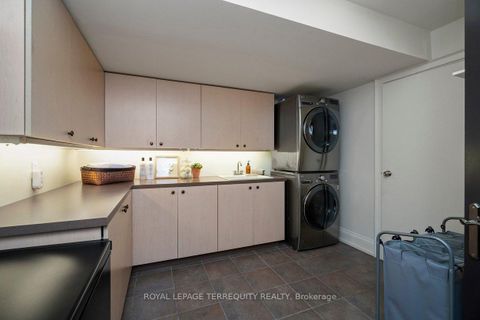 Photo 36 at 12 Elliott Avenue, Kingsway South, Toronto