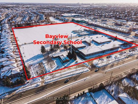 Photo 1 at 29 Breezeway Crescent, Rouge Woods, Richmond Hill