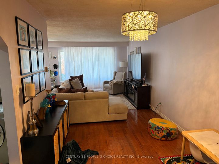 Photo 4 at 46 Abell Drive, Madoc, Brampton