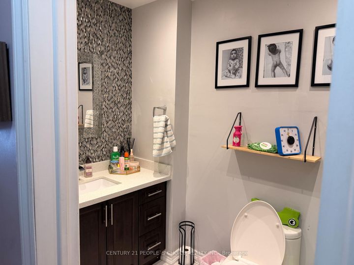 Photo 6 at 46 Abell Drive, Madoc, Brampton