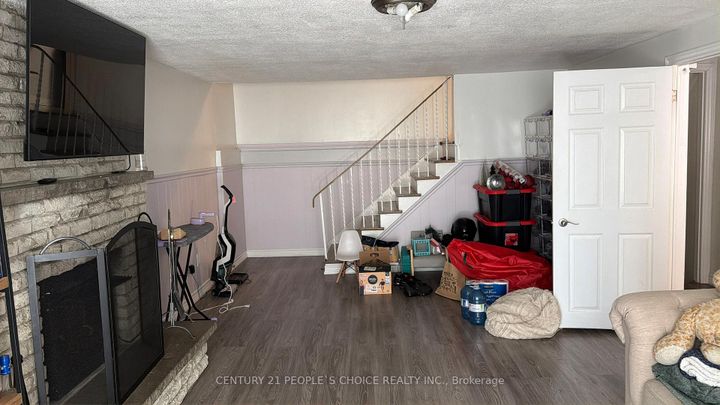 Photo 12 at 46 Abell Drive, Madoc, Brampton