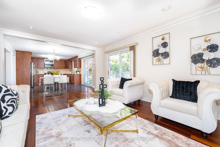 Photo 22 at 382 Elgin Mills Road W, Westbrook, Richmond Hill