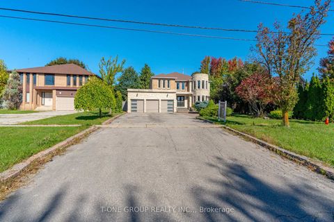 Photo 1 at 382 Elgin Mills Road W, Westbrook, Richmond Hill