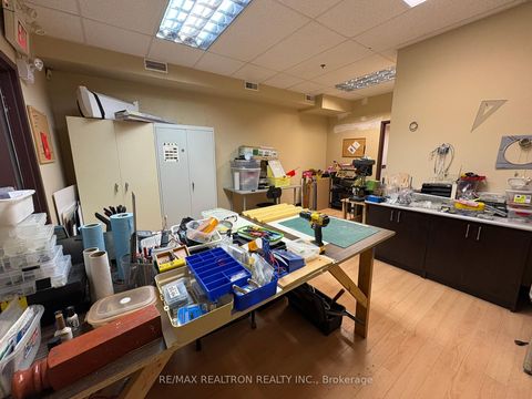 Photo 8 at 373 - 200 Silver Star Boulevard, Milliken, Toronto