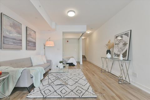 Photo 8 at 111 - 2100 Bridletowne Circle, L'Amoreaux, Toronto