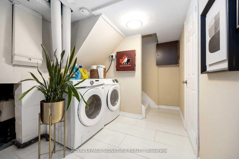 Photo 21 at 104 Billington Crescent, Donalda, Toronto