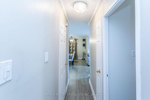 Photo 22 at 206 - 1615 Bloor Street E, Applewood, Mississauga