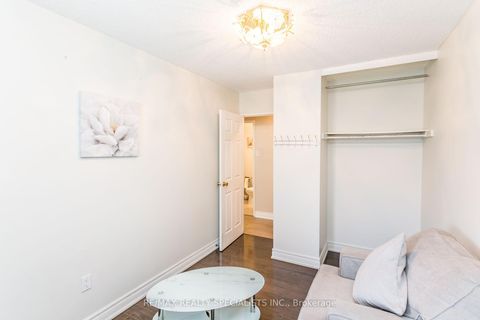 Photo 26 at 206 - 1615 Bloor Street E, Applewood, Mississauga