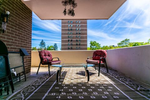 Photo 33 at 206 - 1615 Bloor Street E, Applewood, Mississauga